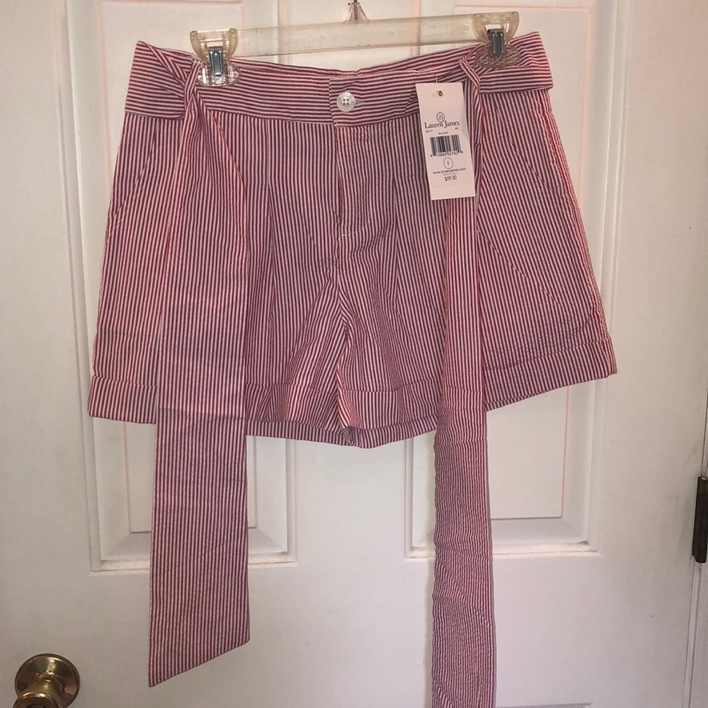 Lauren James Seersucker Shorts. Size Small. New With Tags.